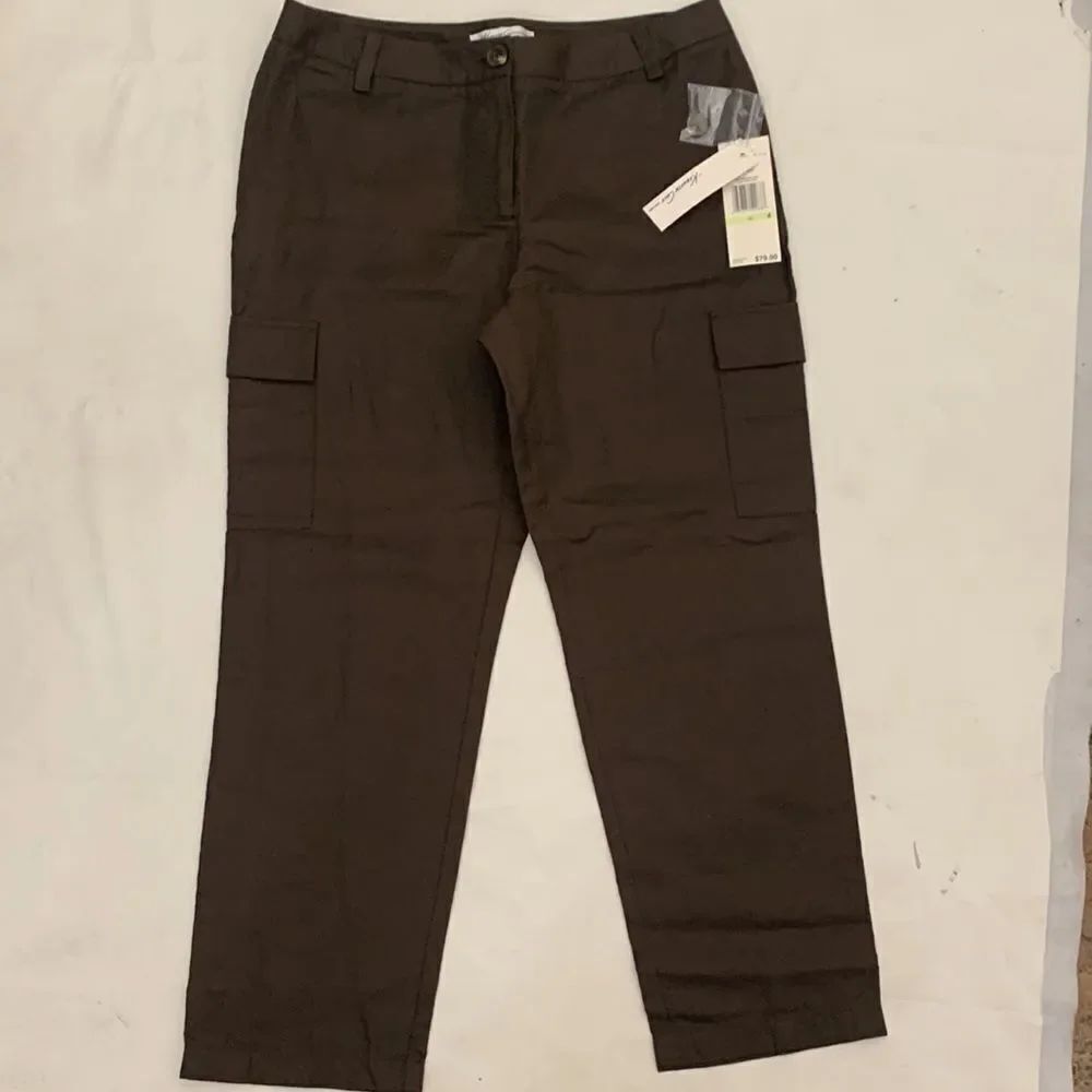 Kenneth Cole Size 4 Earth Brown Urban Edge Side Pockets Button Front Capri Pant - Picture 3 of 9
